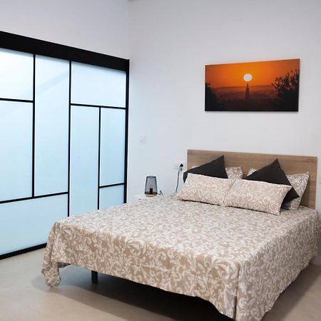 Studio 9 Apartamento Sevilla ภายนอก รูปภาพ